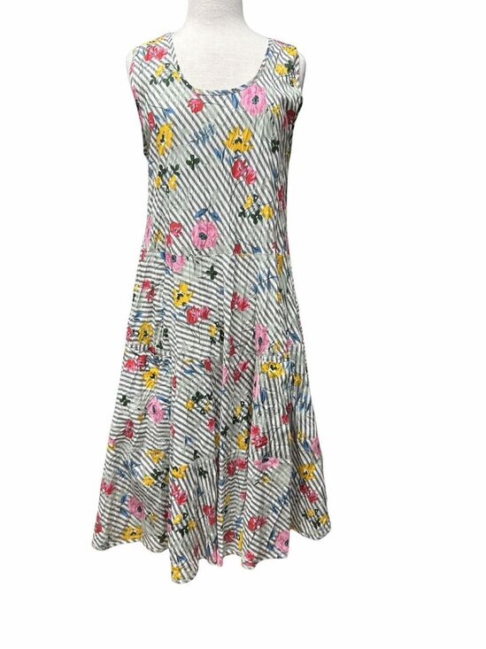 Dress Addict Dresses & Skirts - Dress Addict Scoop neck, sleeveless, three tiers Dress Sz L New